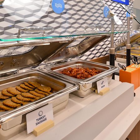 Holiday Inn Express & Suites - St Peters By Ihg Сейнт Питърс Екстериор снимка