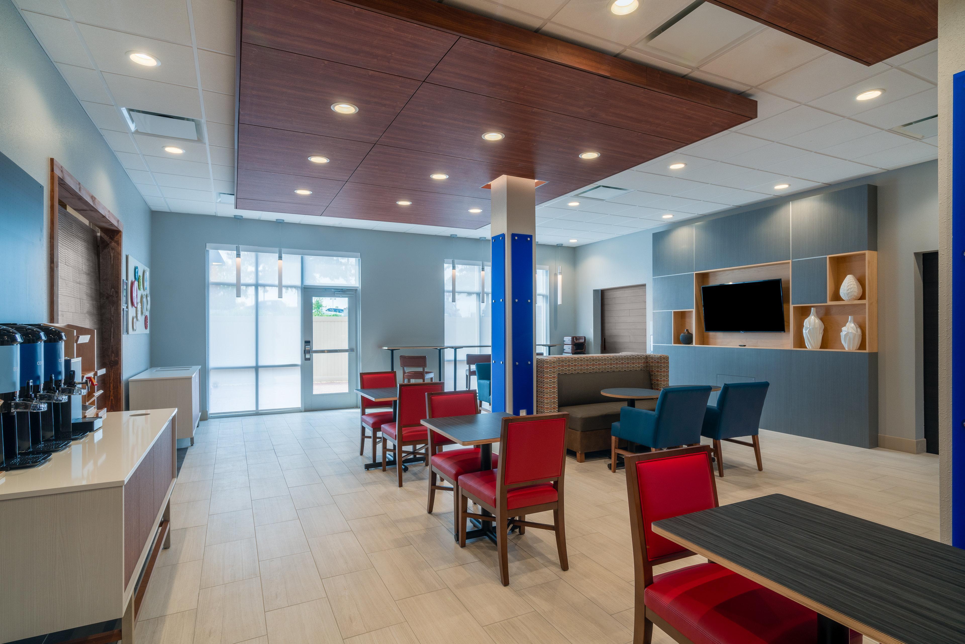 Holiday Inn Express & Suites - St Peters By Ihg Сейнт Питърс Екстериор снимка
