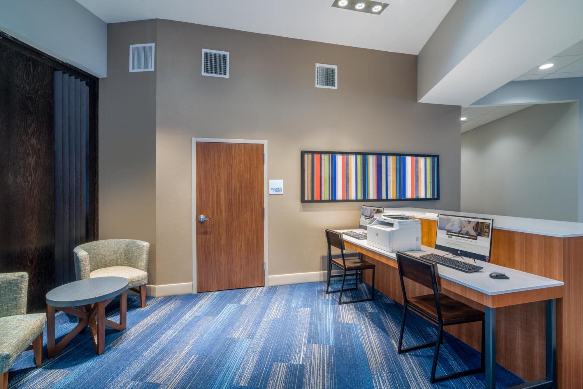 Holiday Inn Express & Suites - St Peters By Ihg Сейнт Питърс Екстериор снимка